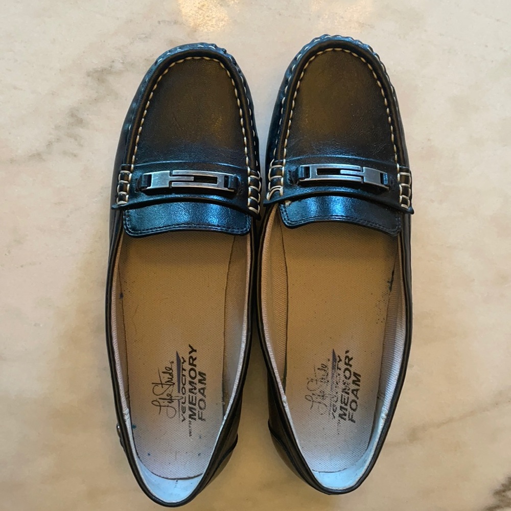 Life Stride black loafers. Size 8.5.